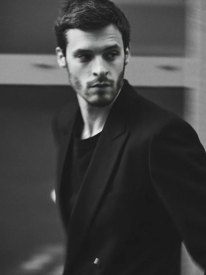 Sebastien 12